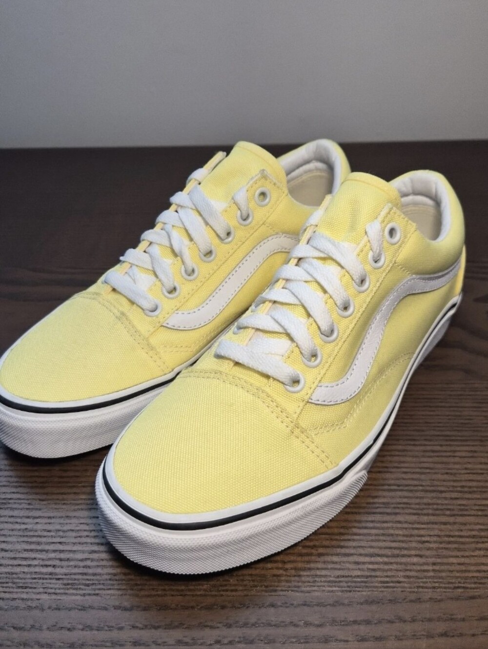 Vans Off the Wall Old Skool Neon Lemon Tonic Sneakers, Women's Size 8.5, NWOT